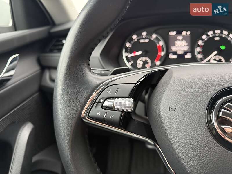 Ліфтбек Skoda Octavia 2022 в Києві