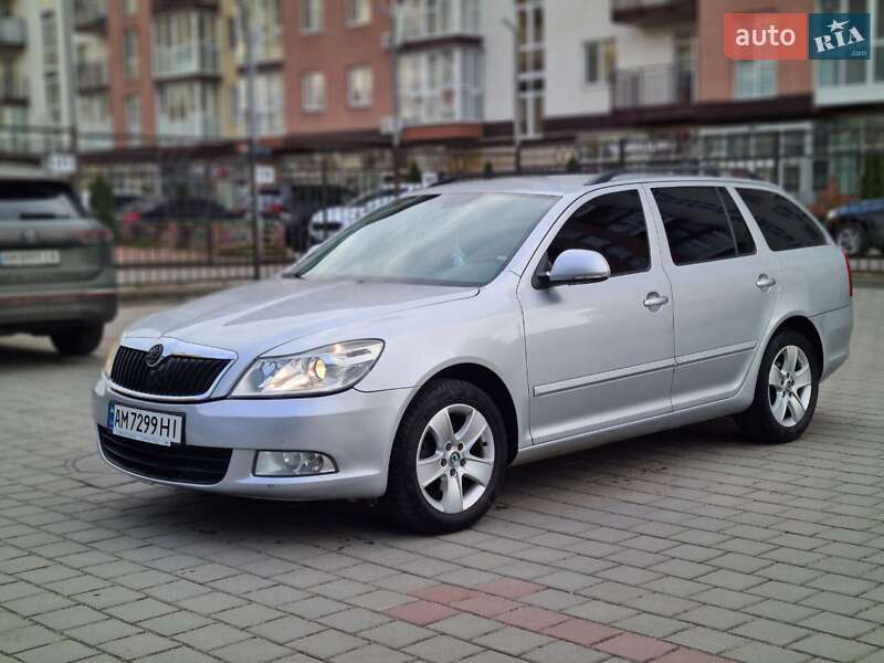Універсал Skoda Octavia 2013 в Житомирі