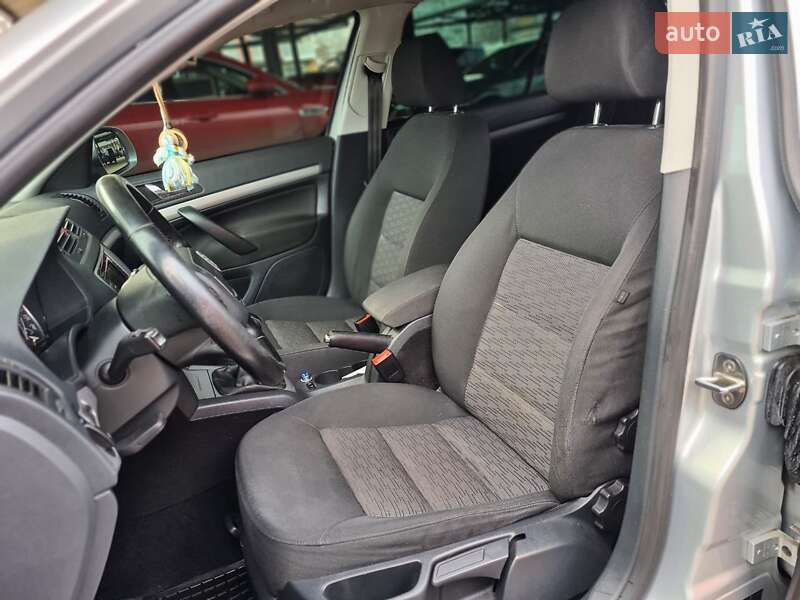 Універсал Skoda Octavia 2013 в Житомирі