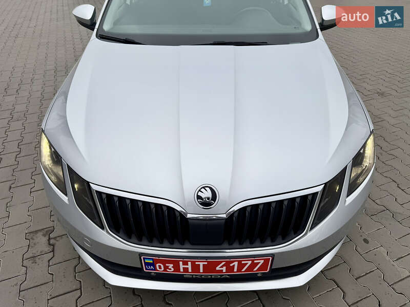 Универсал Skoda Octavia 2018 в Луцке