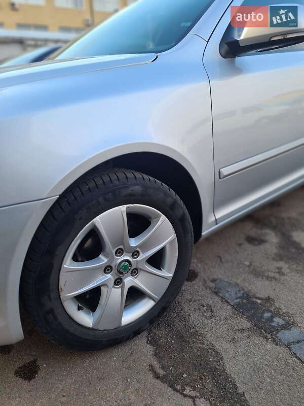 Універсал Skoda Octavia 2013 в Житомирі