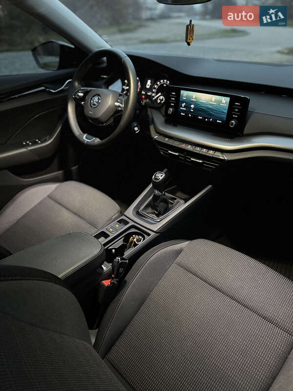 Лифтбек Skoda Octavia 2020 в Днепре