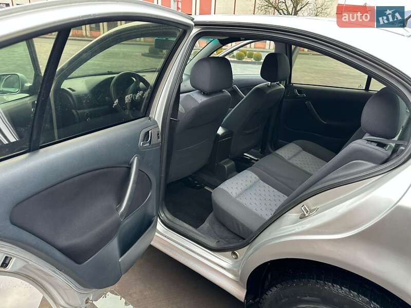 Лифтбек Skoda Octavia 2001 в Хусте