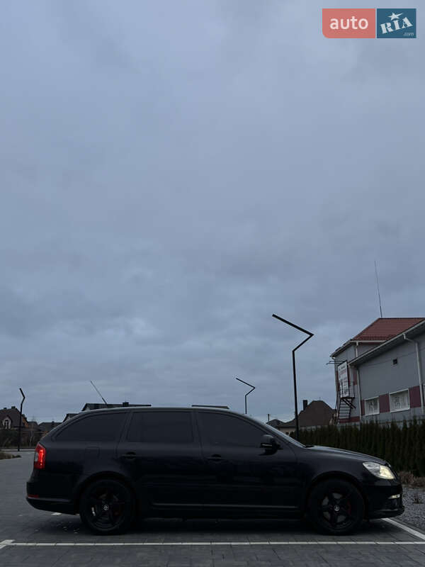 Універсал Skoda Octavia 2010 в Луцьку