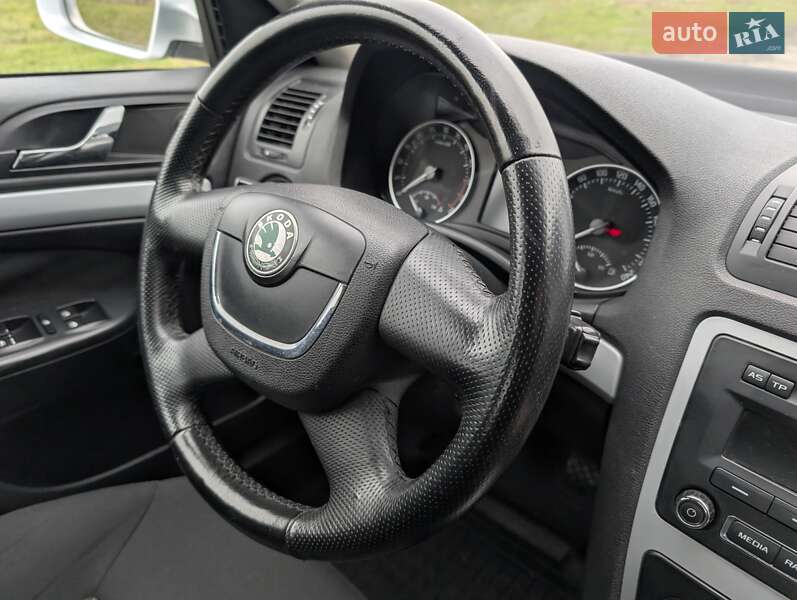 Ліфтбек Skoda Octavia 2010 в Луцьку