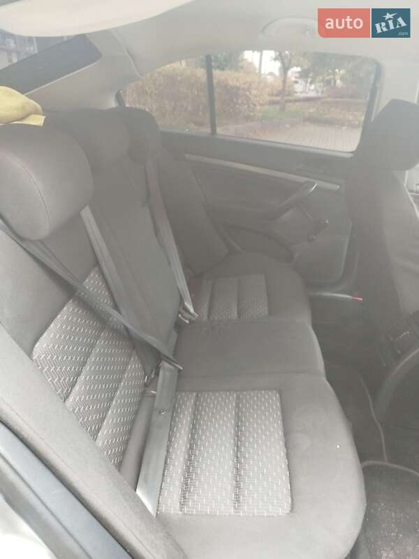 Лифтбек Skoda Octavia 2009 в Черкассах фото 4 Лифтбек Skoda Octavia 2009 в Черкассах