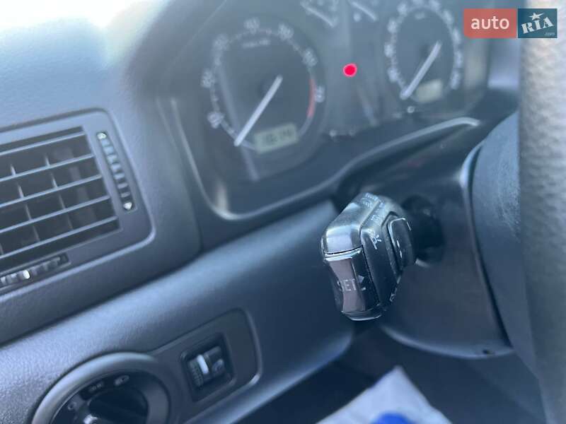 Універсал Skoda Octavia 2003 в Хмельницькому