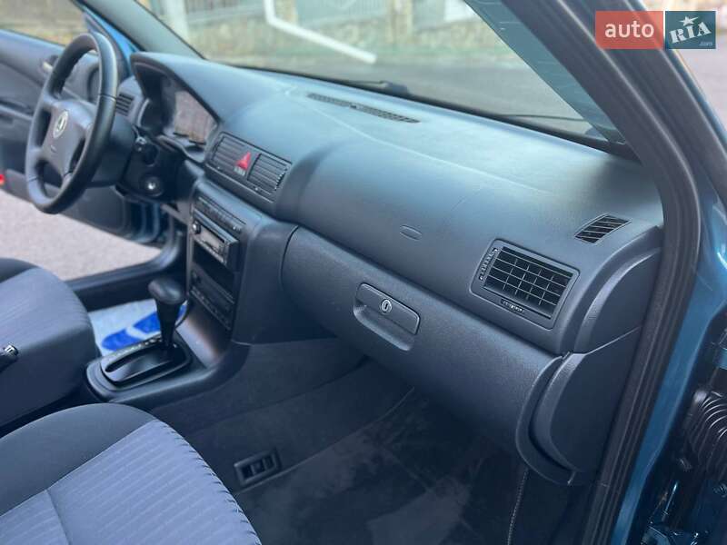 Універсал Skoda Octavia 2003 в Хмельницькому