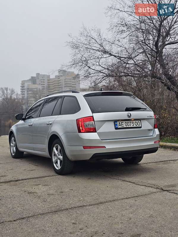 Универсал Skoda Octavia 2016 в Днепре