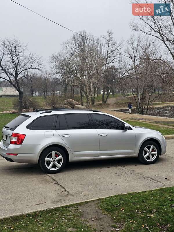 Универсал Skoda Octavia 2016 в Днепре