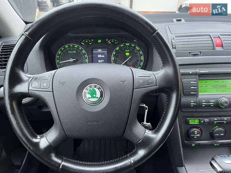 Ліфтбек Skoda Octavia 2007 в Звягелі