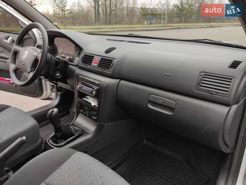 Ліфтбек Skoda Octavia 2007 в Києві