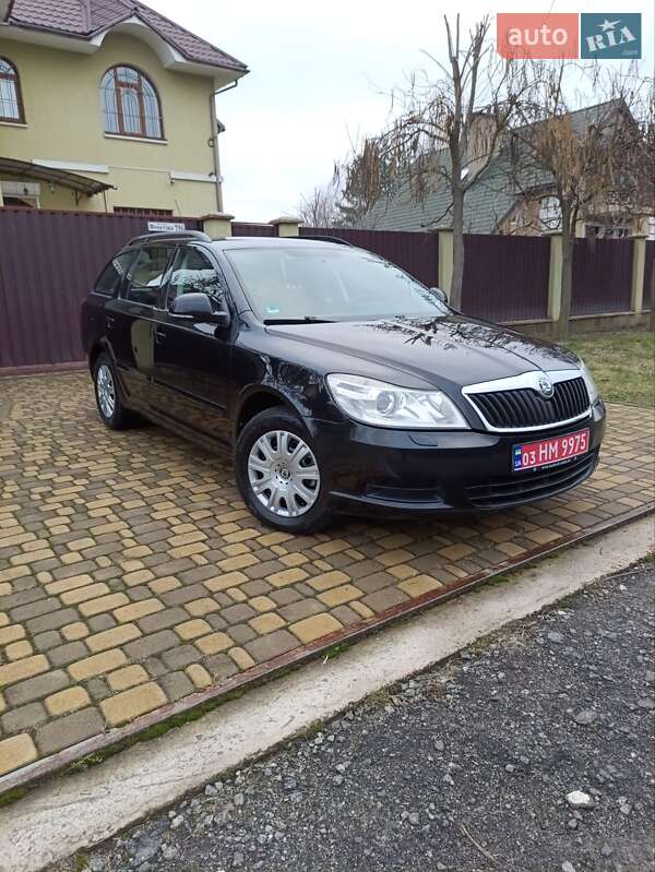 Універсал Skoda Octavia 2010 в Києві фото Універсал Skoda Octavia 2010 в Києві