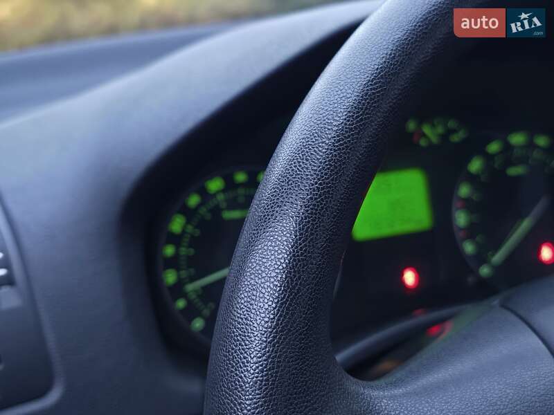 Ліфтбек Skoda Octavia 2006 в Полтаві