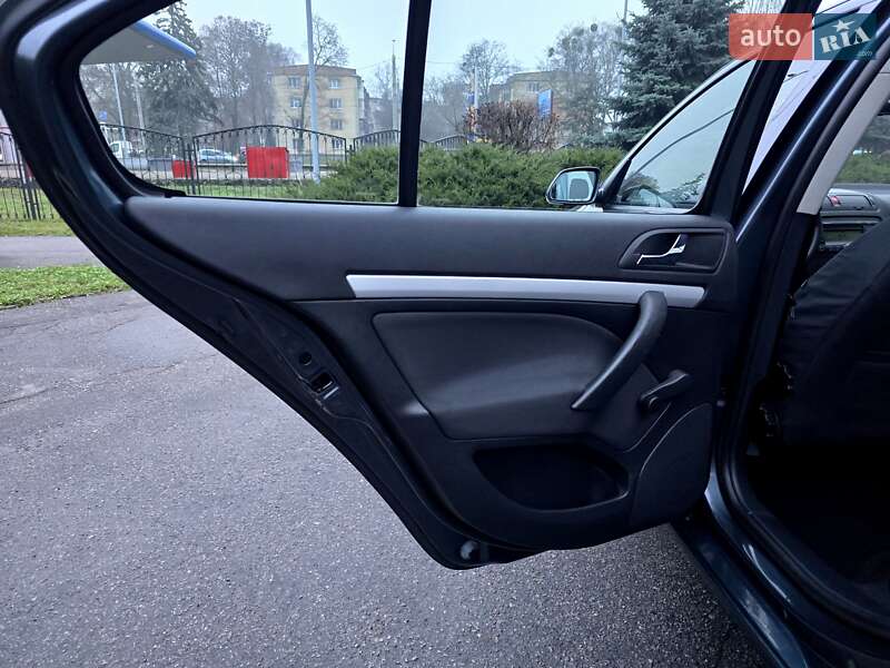 Ліфтбек Skoda Octavia 2006 в Полтаві