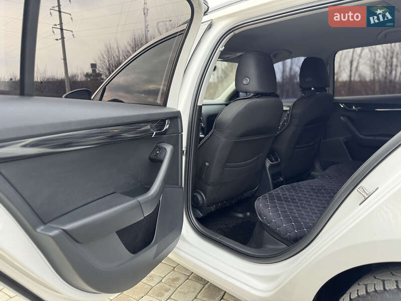 Универсал Skoda Octavia 2017 в Староконстантинове