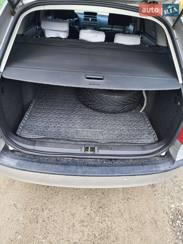 Универсал Skoda Octavia 2005 в Броварах