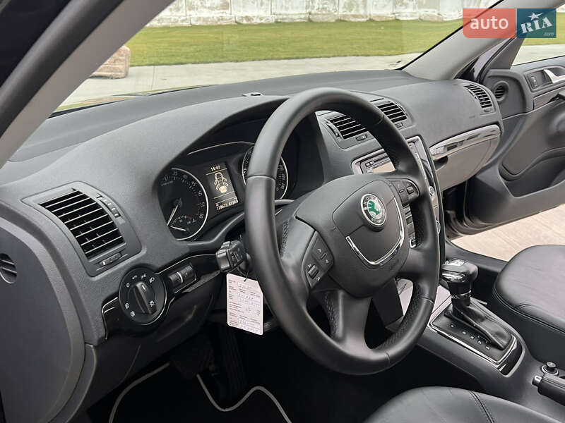 Универсал Skoda Octavia 2010 в Луцке