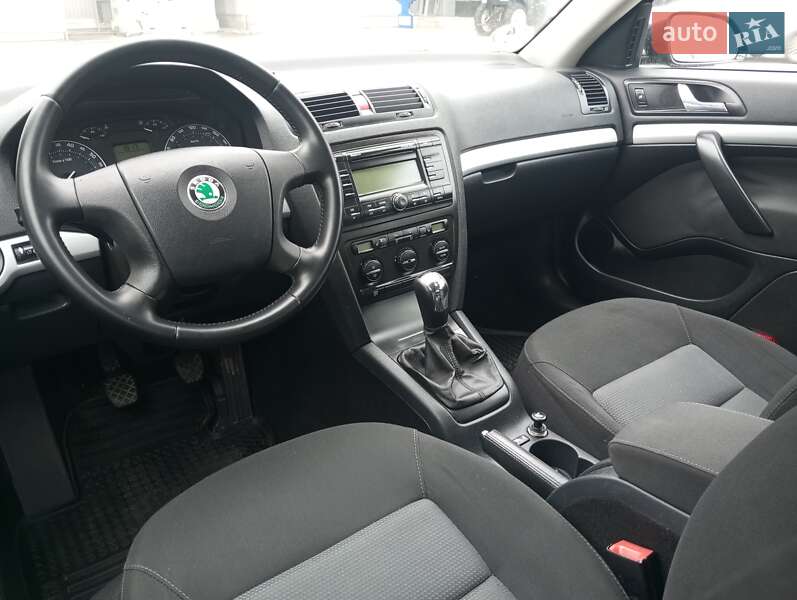 Универсал Skoda Octavia 2009 в Чернигове