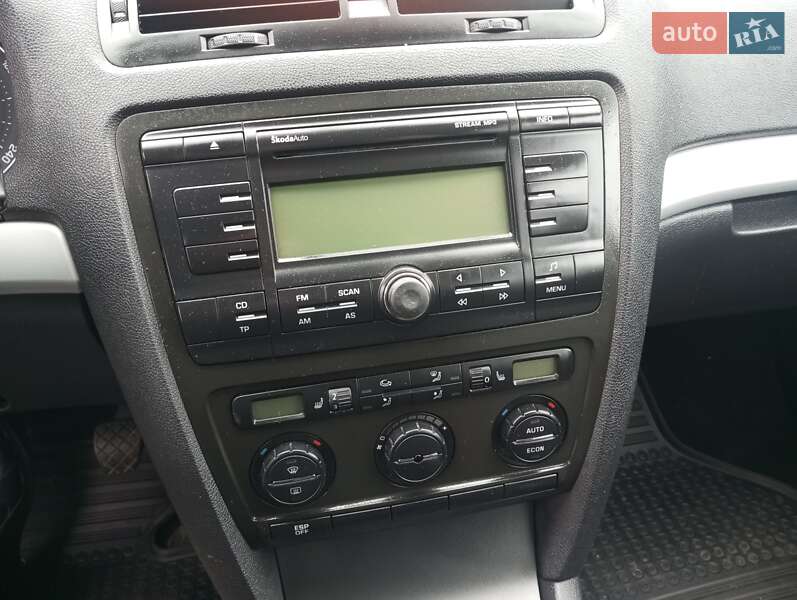 Универсал Skoda Octavia 2009 в Чернигове