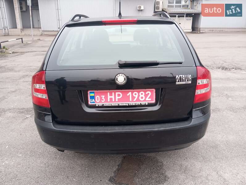 Универсал Skoda Octavia 2009 в Чернигове