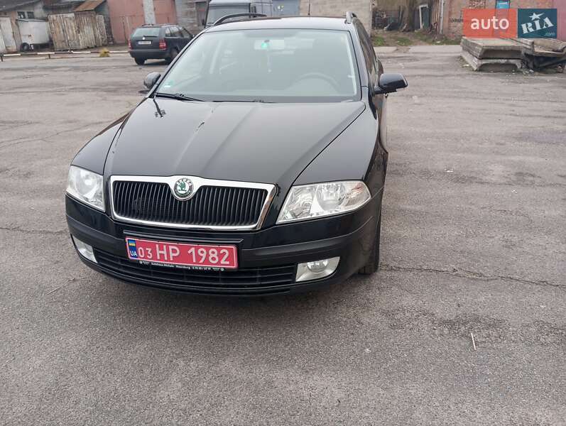 Универсал Skoda Octavia 2009 в Чернигове