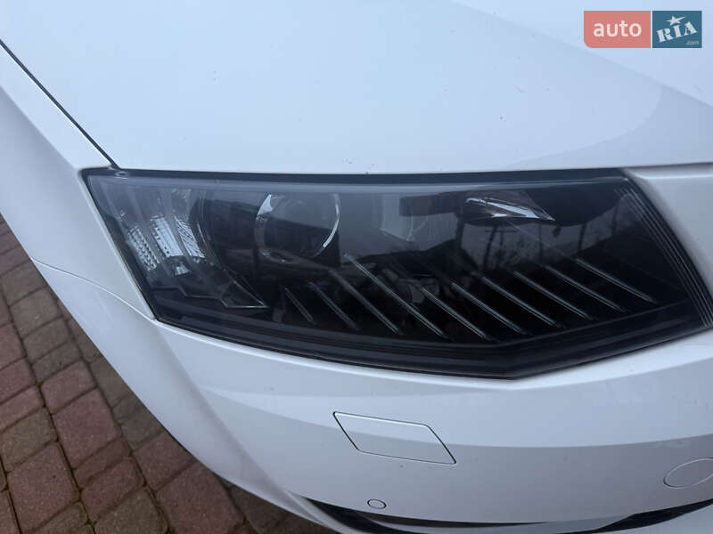Универсал Skoda Octavia 2015 в Коростене