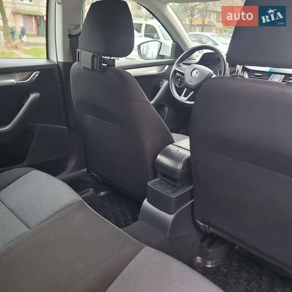 Універсал Skoda Octavia 2016 в Києві фото 5 Універсал Skoda Octavia 2016 в Києві