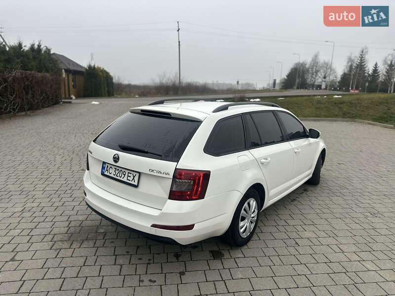 Универсал Skoda Octavia 2014 в Львове
