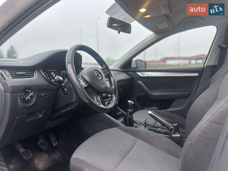 Универсал Skoda Octavia 2014 в Львове
