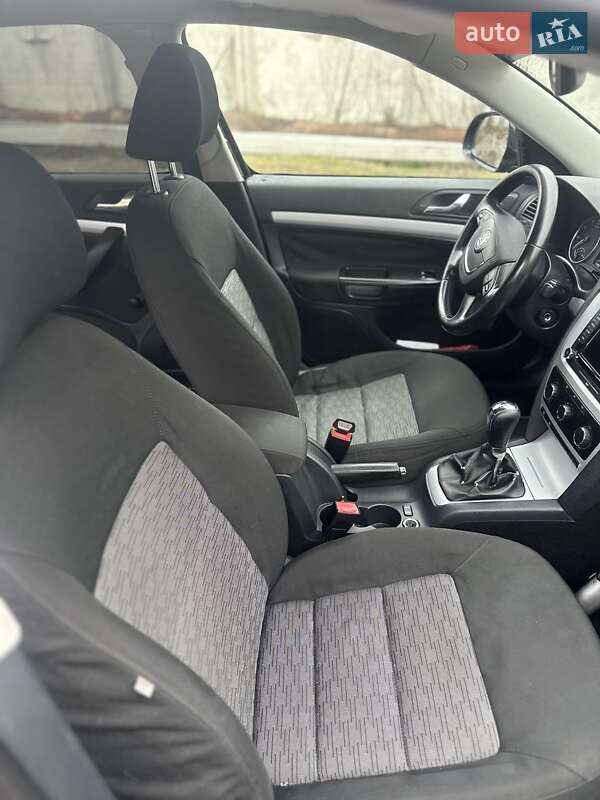 Лифтбек Skoda Octavia 2009 в Хмельницком фото 5 Лифтбек Skoda Octavia 2009 в Хмельницком