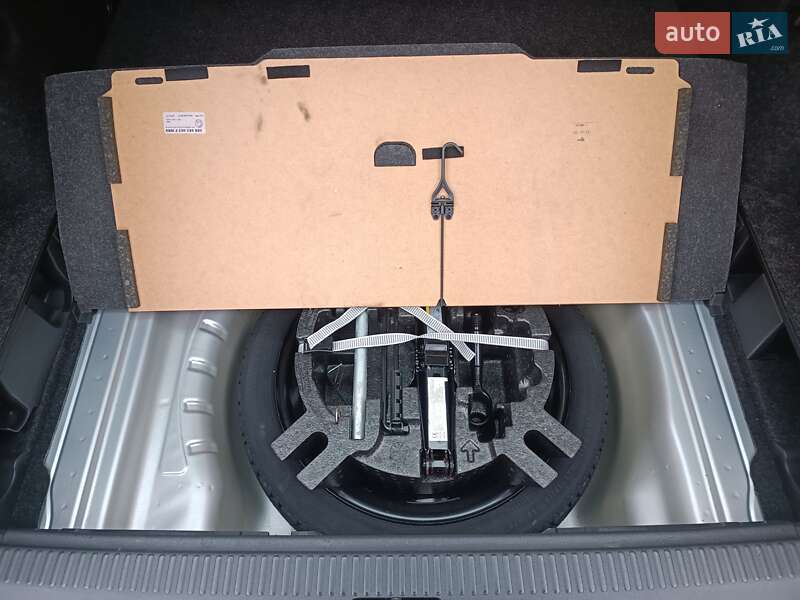 Универсал Skoda Octavia 2017 в Луцке