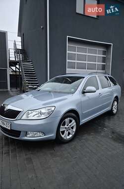 Универсал Skoda Octavia 2010 в Киверцах
