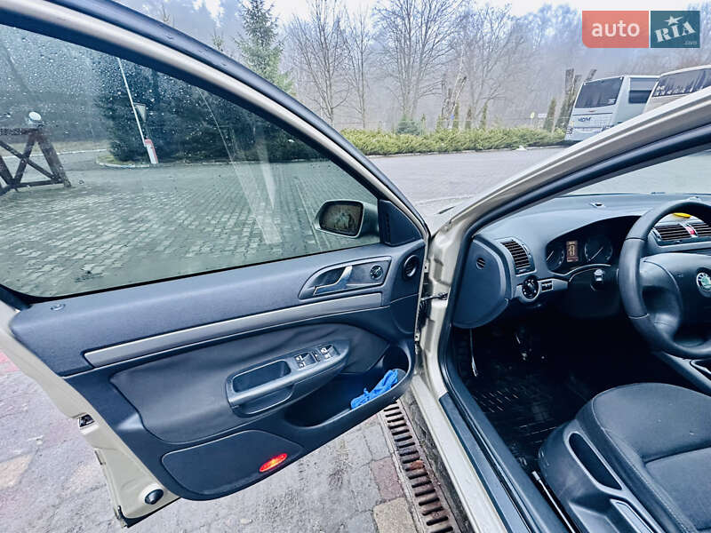 Універсал Skoda Octavia 2006 в Львові