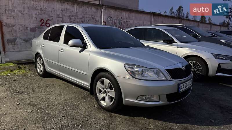 Лифтбек Skoda Octavia 2011 в Киеве