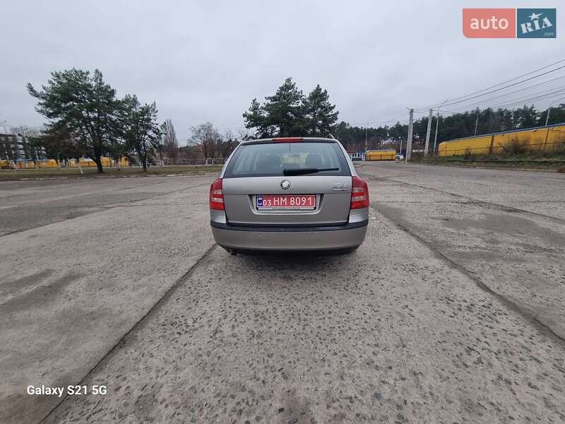 Универсал Skoda Octavia 2008 в Нетешине