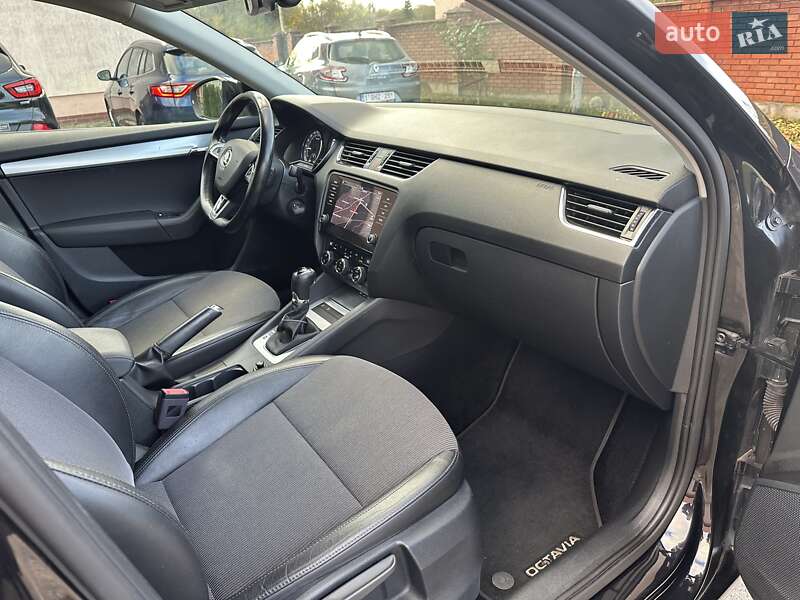 Универсал Skoda Octavia 2017 в Ивано-Франковске