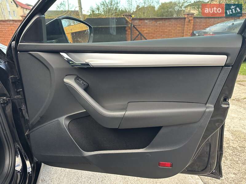 Универсал Skoda Octavia 2017 в Ивано-Франковске