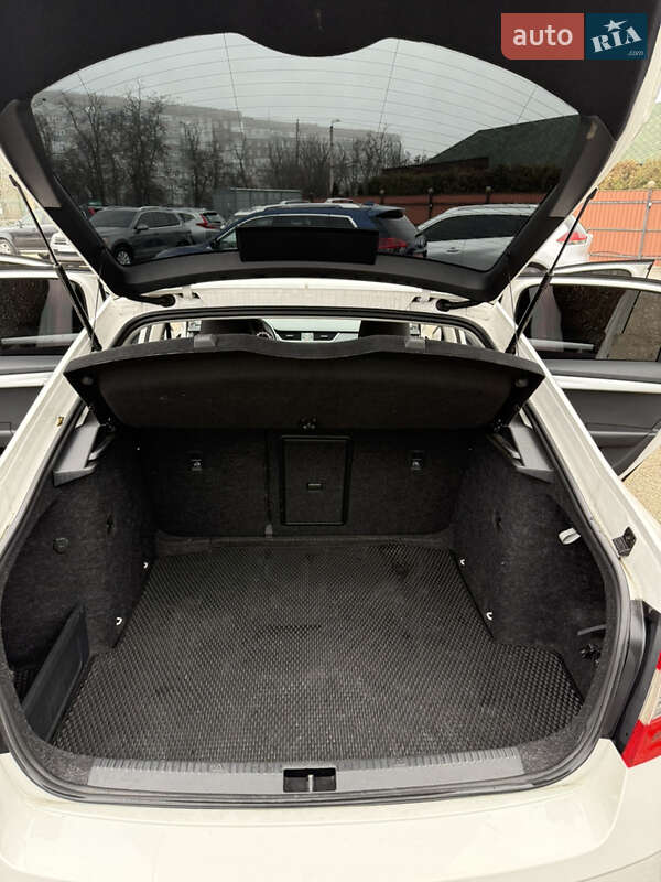 Лифтбек Skoda Octavia 2019 в Кропивницком