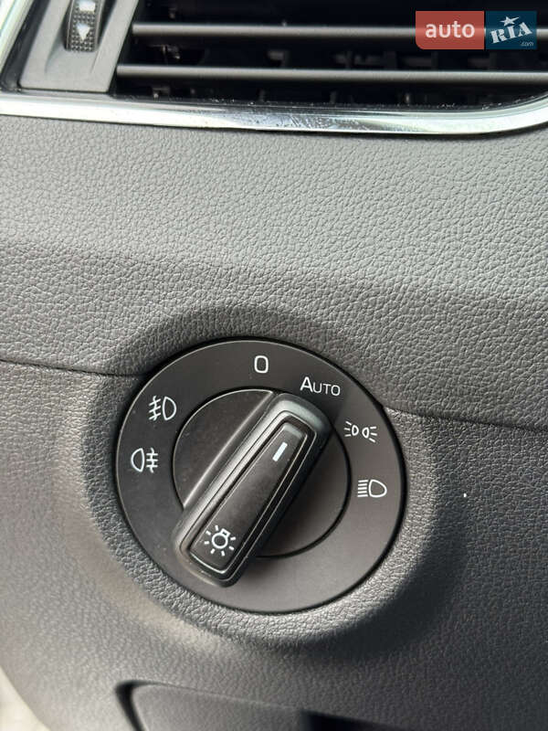 Лифтбек Skoda Octavia 2019 в Кропивницком