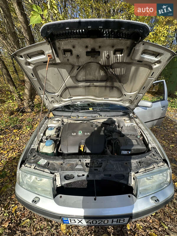 Лифтбек Skoda Octavia 2003 в Хмельницком