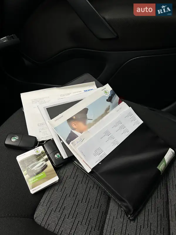 Универсал Skoda Octavia 2012 в Киеве документ
