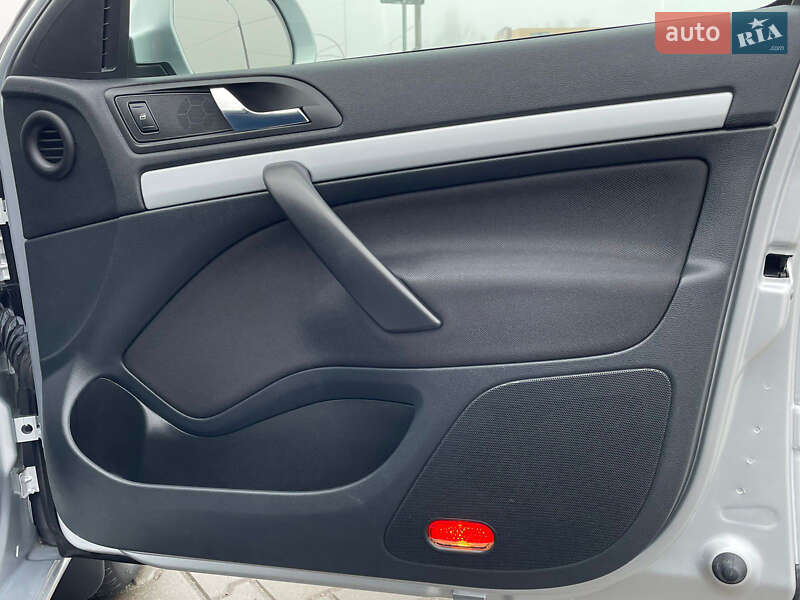 Универсал Skoda Octavia 2010 в Виннице