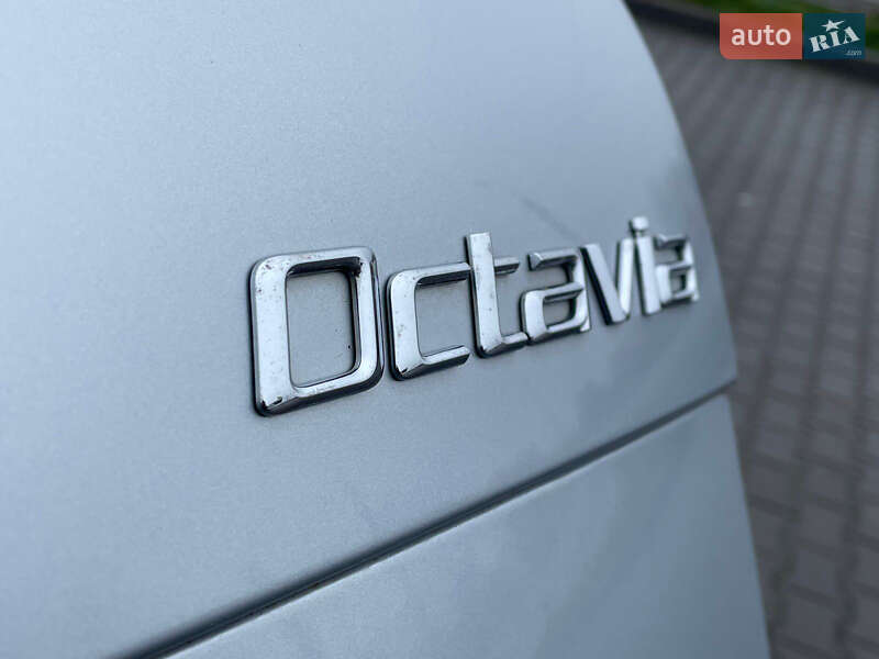 Универсал Skoda Octavia 2010 в Виннице