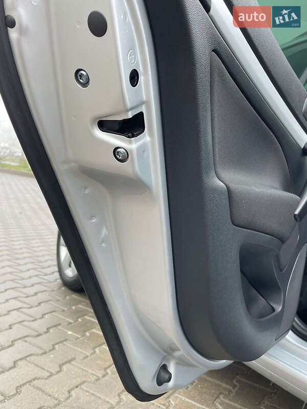 Универсал Skoda Octavia 2010 в Виннице