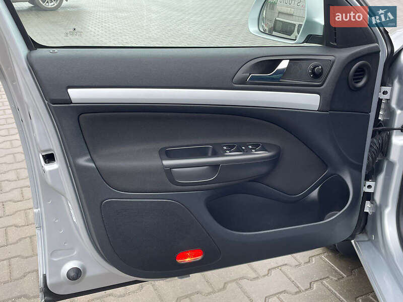 Универсал Skoda Octavia 2010 в Виннице