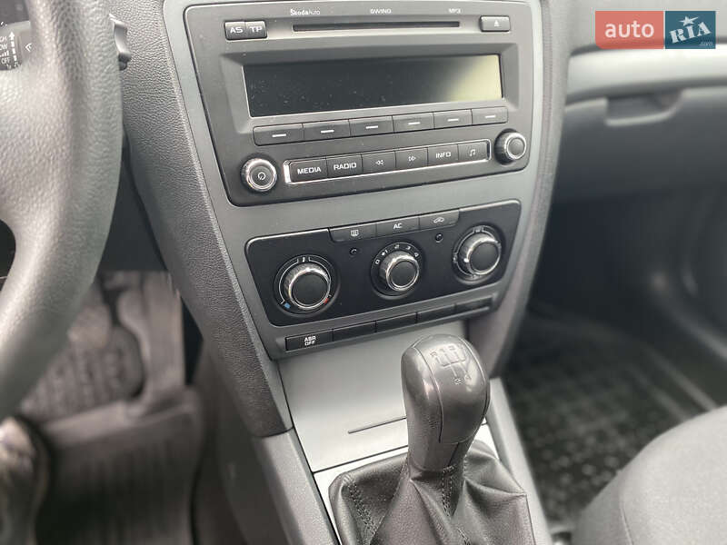 Універсал Skoda Octavia 2012 в Новоархангельську фото 19 Універсал Skoda Octavia 2012 в Новоархангельську