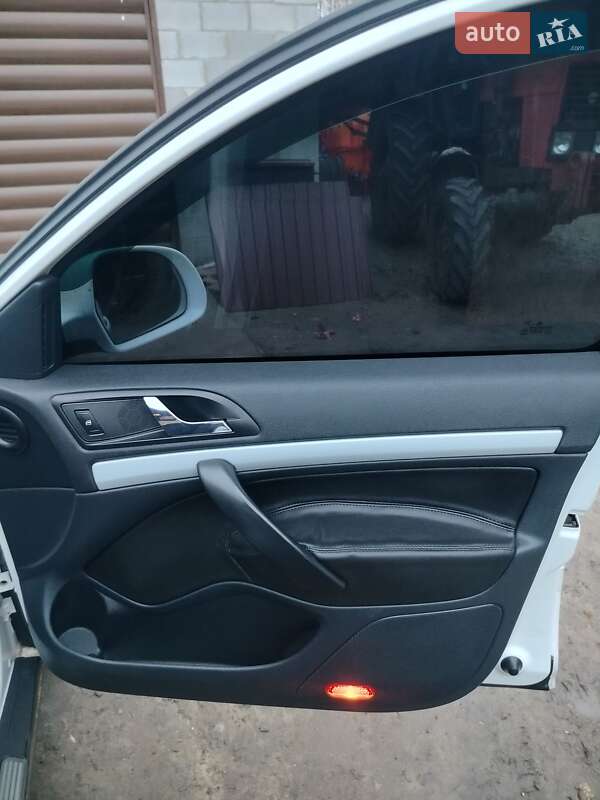 Лифтбек Skoda Octavia 2009 в Белой Церкви фото 11 Лифтбек Skoda Octavia 2009 в Белой Церкви