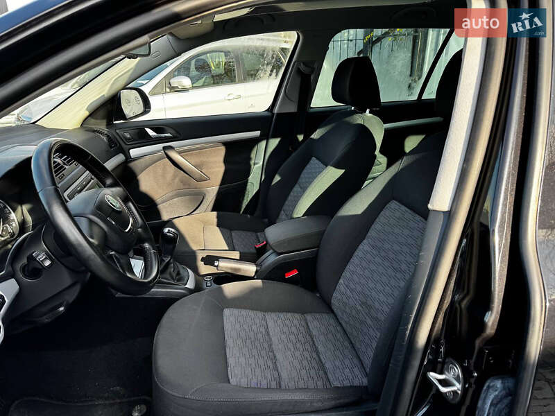 Универсал Skoda Octavia 2009 в Днепре