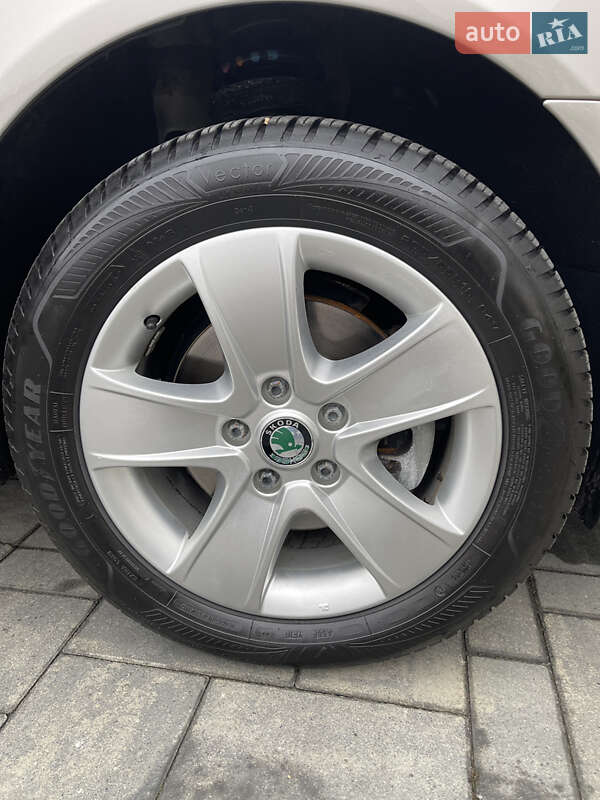 Універсал Skoda Octavia 2009 в Луцьку фото 14 Універсал Skoda Octavia 2009 в Луцьку
